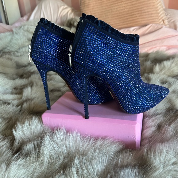 Cesare Paciotti Blue and Red Studded Heeled Boots - Picture 2 of 9